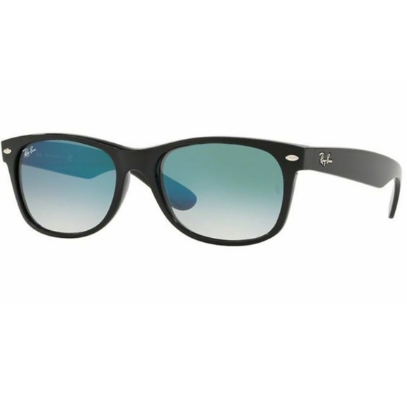 Ray-Ban Other - Ray-Ban Sunglasses Black w/Green Gradient Lens
